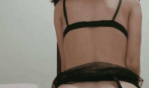 Üniversiteli Çift Porno yayında sikişip oynaştılar