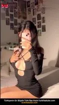 Alya Vural ifşa Dışardan gelince soyundu