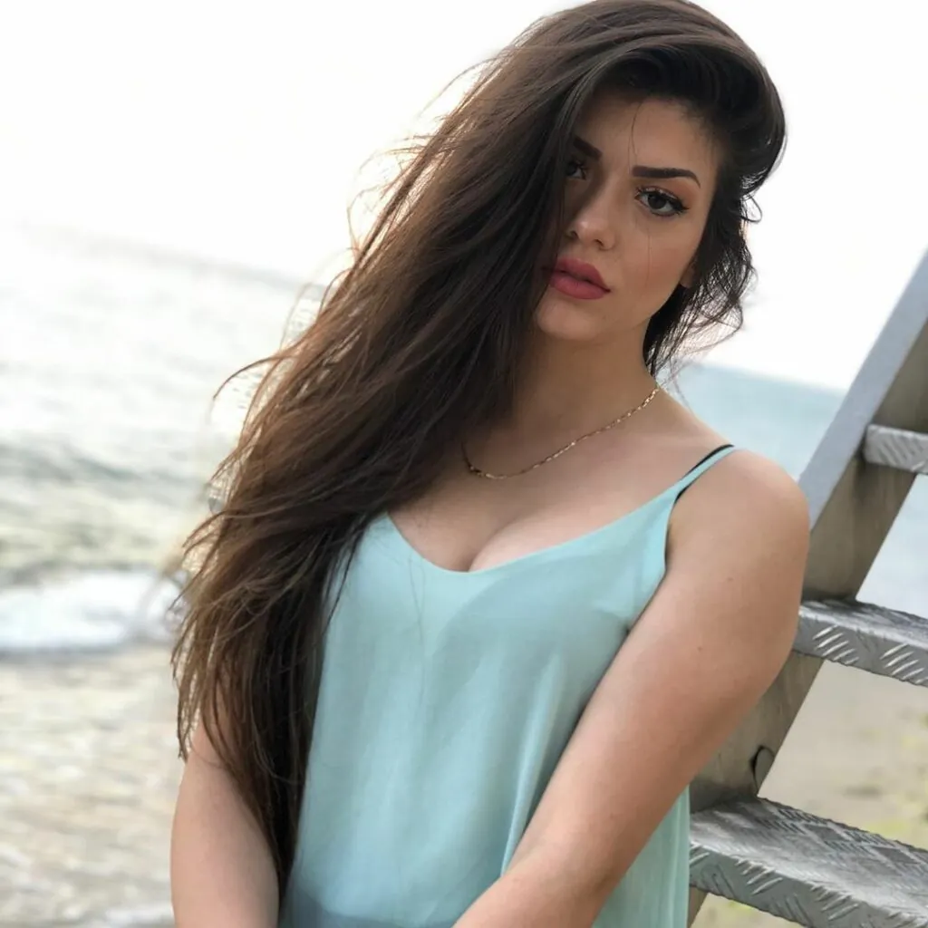 Simge Barankoglu Ifsa Seks I Resimler 25 1024x1024 1