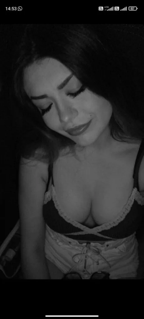 Simge Barankoglu Ifsa Seks I Resimler 43 461x1024 1