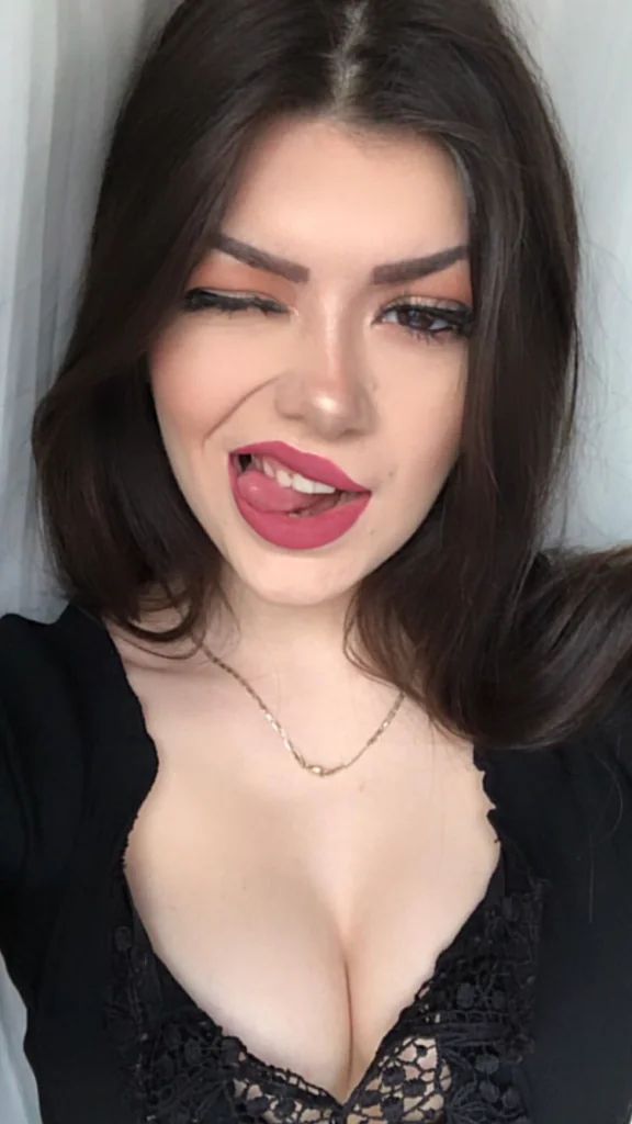 Simge Barankoglu Ifsa Seks I Resimler 57 576x1024 1