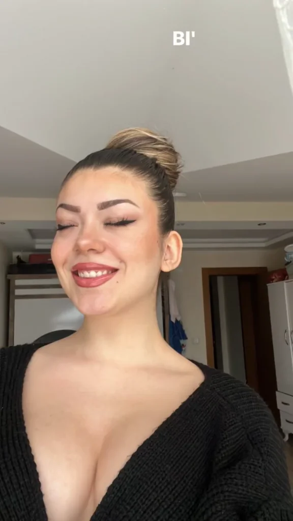Simge Barankoglu Ifsa Seks I Resimler 73 576x1024 1
